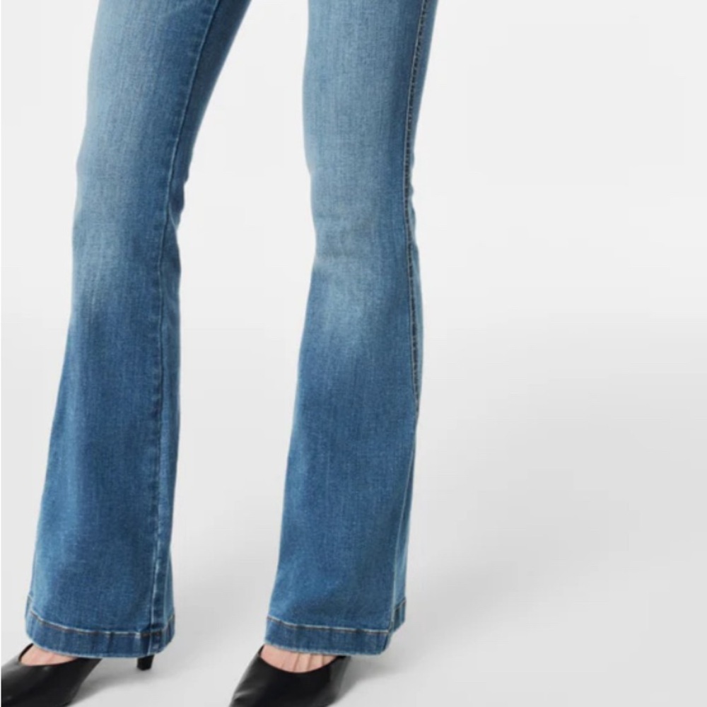 NWT SPANX Women's High-Rise Flared Stretch-Denim Jeans US, Alpha,Medium, Regular